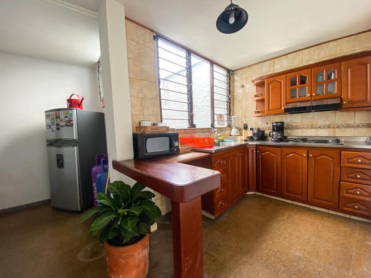 Appartement Oasis En El Corazon De Medellin, Laureles Extérieur photo